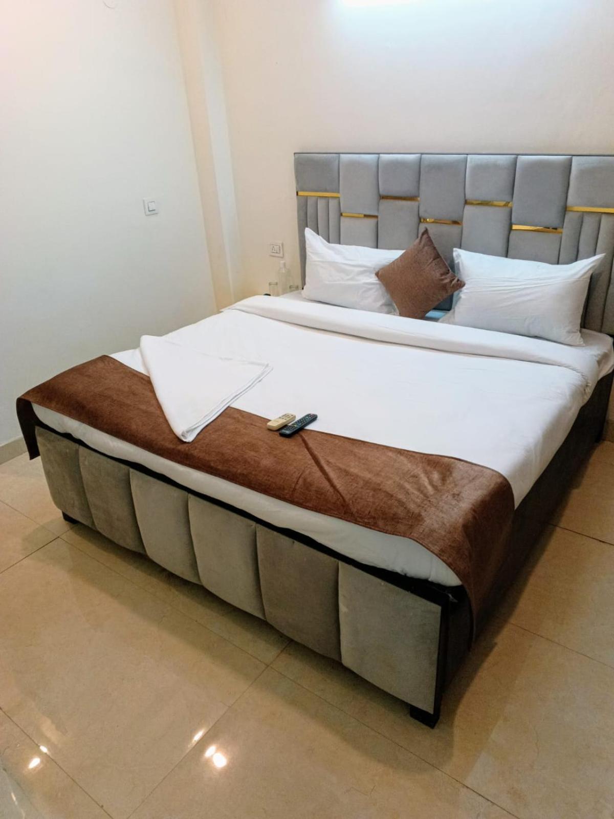 גורגאון Soooper Hotel מראה חיצוני תמונה