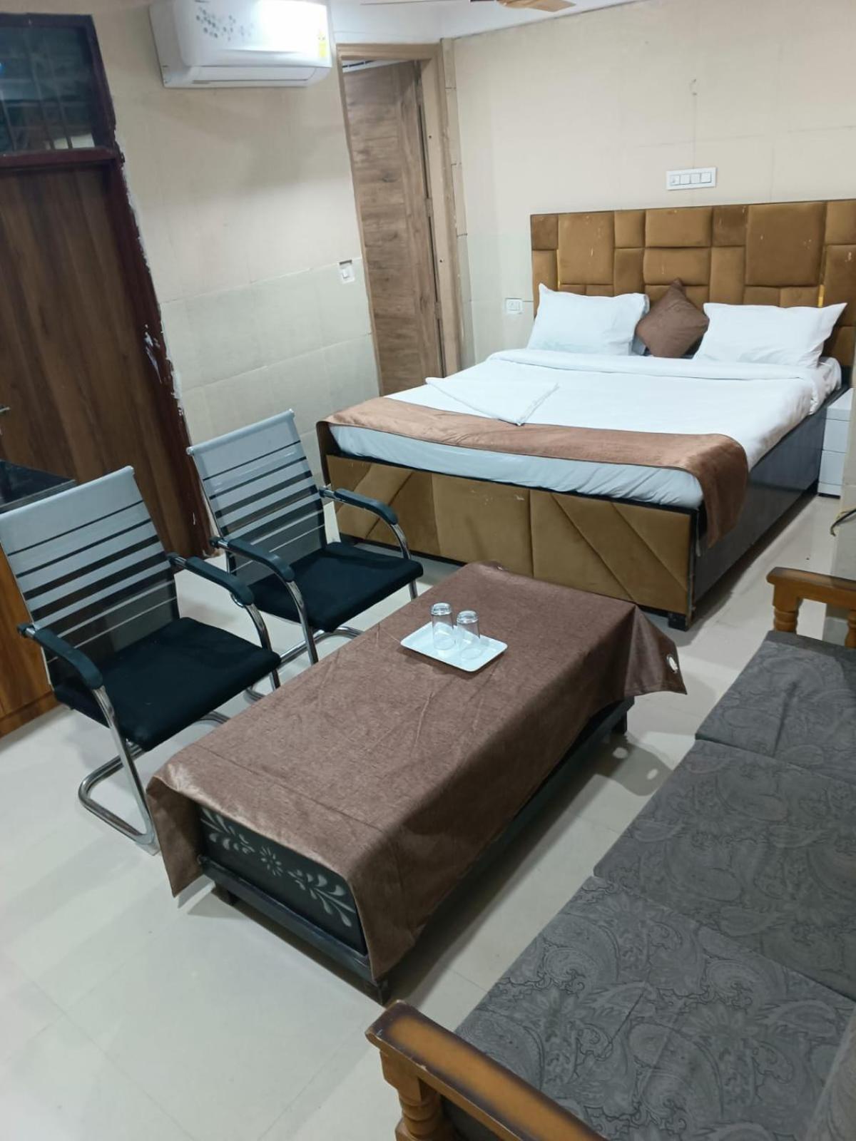 גורגאון Soooper Hotel מראה חיצוני תמונה