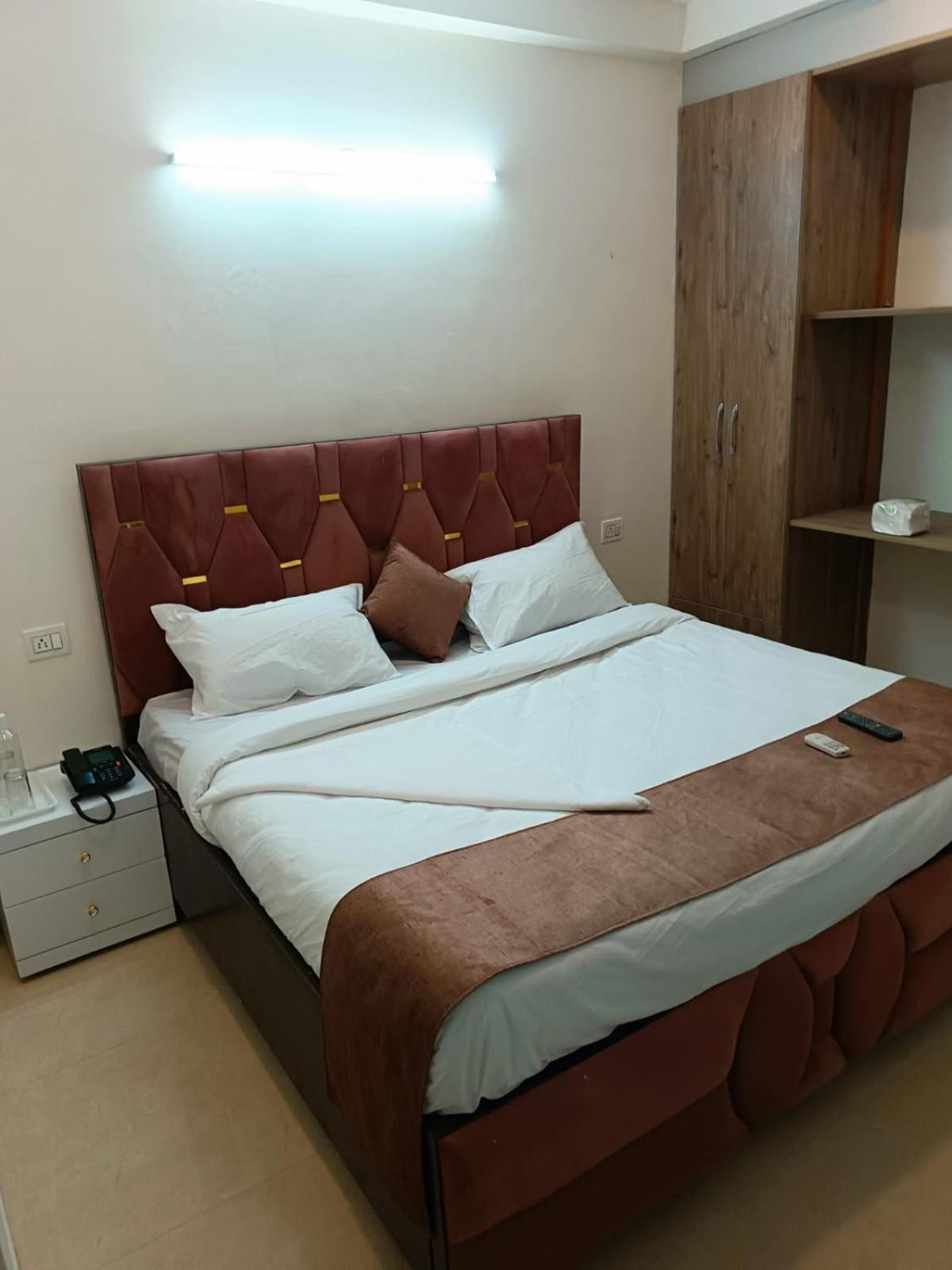 גורגאון Soooper Hotel מראה חיצוני תמונה